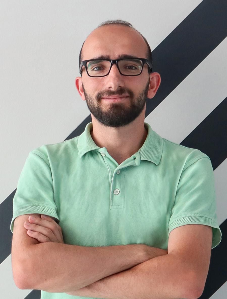 Cihan Kaya <p>Kurumsal İletişim, Grafik Tasarımcı</p>